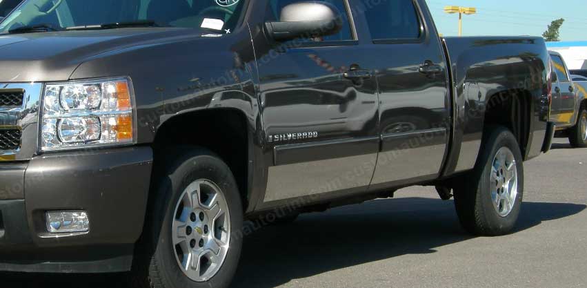 Sample Chrome Rocker Panels on Chevy