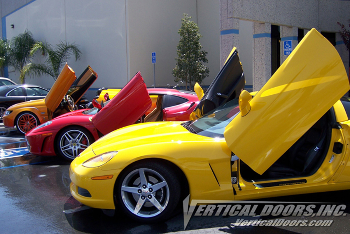 Vertical Doors Inc. Bolt-on Lambo Doors Kit, Manual Operation.