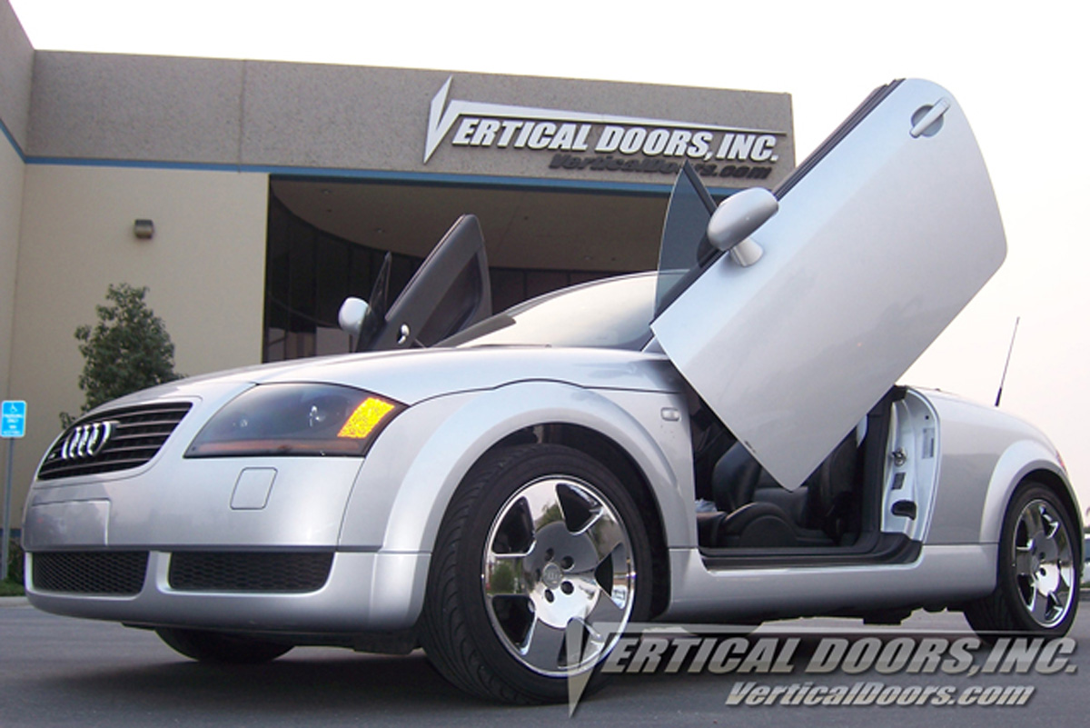 Vertical Doors Inc. Bolt-on Lambo Doors Kit, Manual Operation.