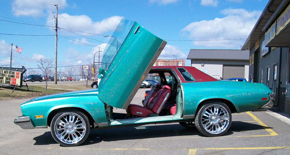 Vertical Doors Inc. Bolt-on Lambo Doors Kit, Manual Operation.