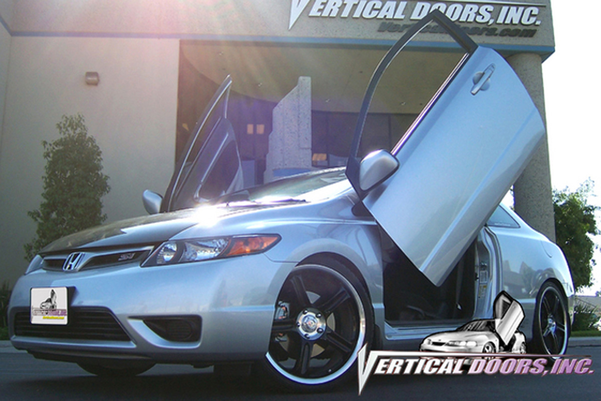 Vertical Doors Inc. Bolt-on Lambo Doors Kit, Manual Operation.