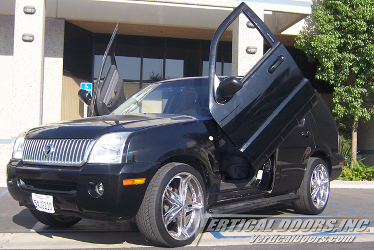 Vertical Doors Inc. Bolt-on Lambo Doors Kit, Manual Operation.