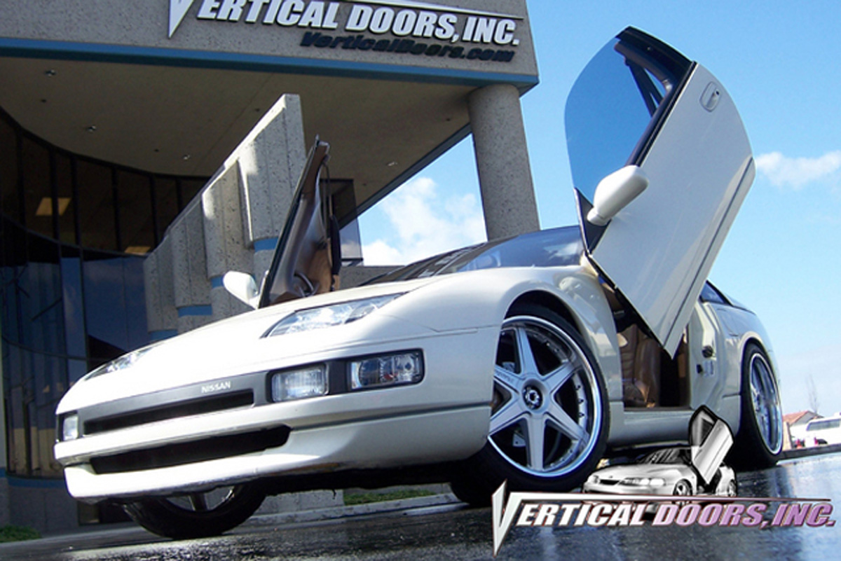 Vertical Doors Inc. Bolt-on Lambo Doors Kit, Manual Operation.