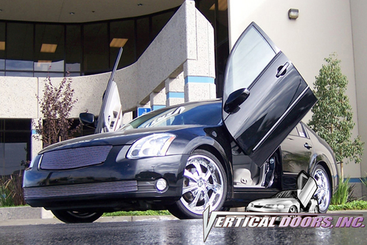 Vertical Doors Inc. Bolt-on Lambo Doors Kit, Manual Operation.