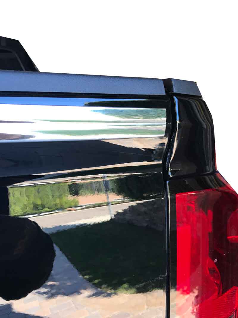 1 inch Flexible Inside and Outside Corner Molding and Ridge Line Molding, Chrome.