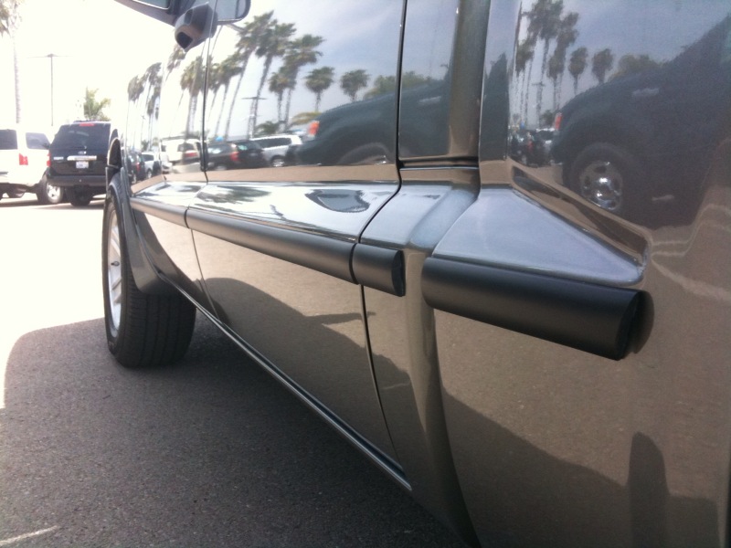 1 1/2 inch Dodge Dakota Style Body Side Molding Black 20 Ft Roll. 