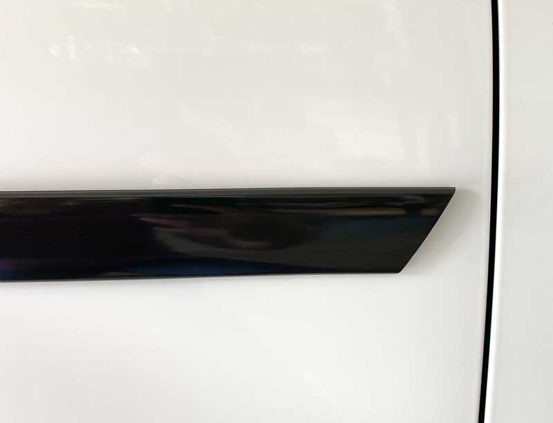 1 1/2 inch Dodge Caravan Style Body Side Molding Chrome or Black