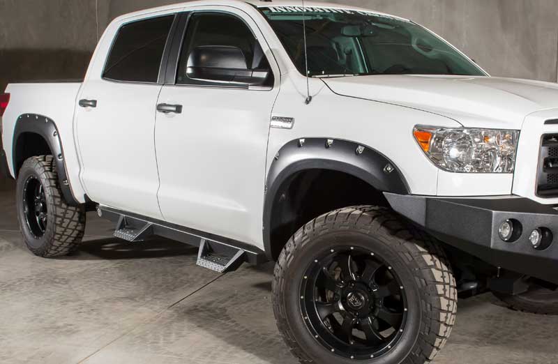 Toyota Tundra Magnum RT Steps