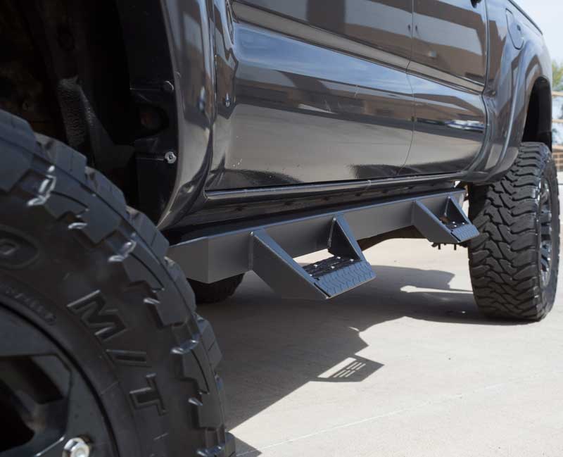 Toyota Tacoma Magnum RT Steps
